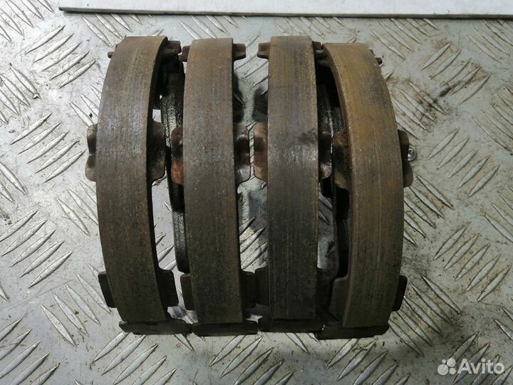 Колодки стояночного тормоза Б.У. Nissan Juke F15