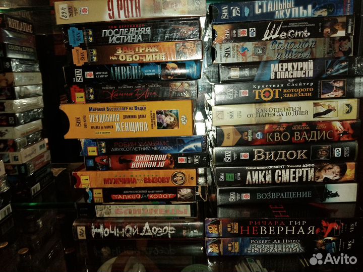 Видеокассеты