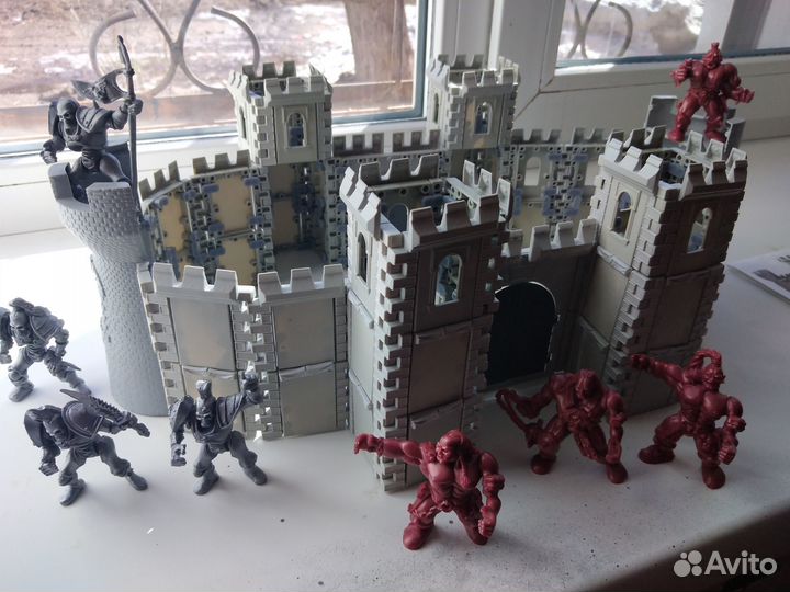 Технолог, крепость из набора Башня Тёмного Мага