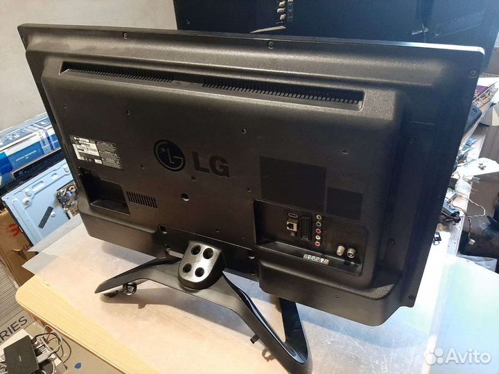 LG 32LA615V