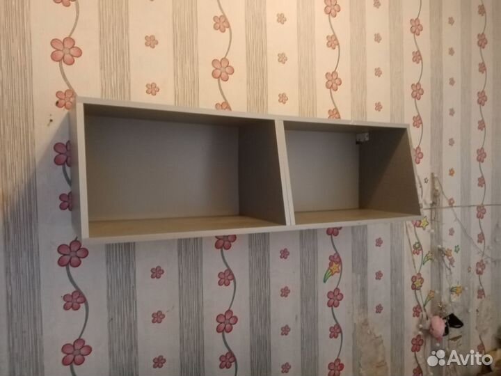 Полка настенная бу