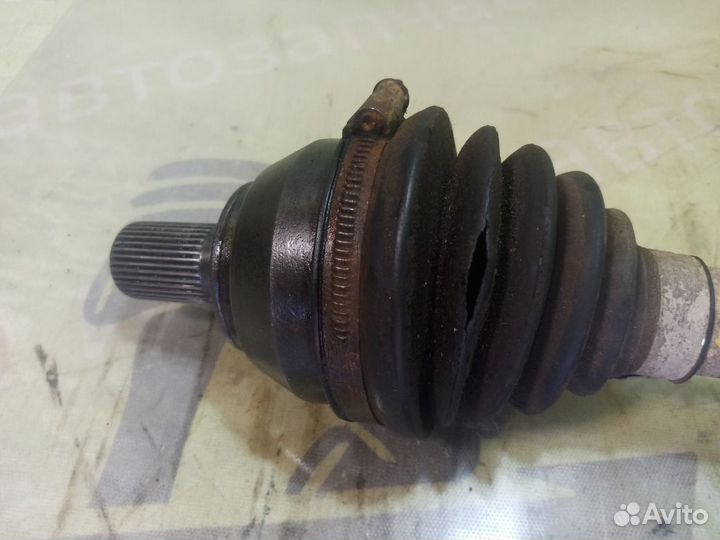 Ось привод шрус передний левый Ford Focus 2