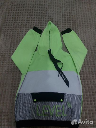 Продам толстовку на девочку в хорошем состоянии