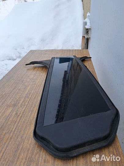 Декоративная накладка стойки Mercedes-Benz GLA