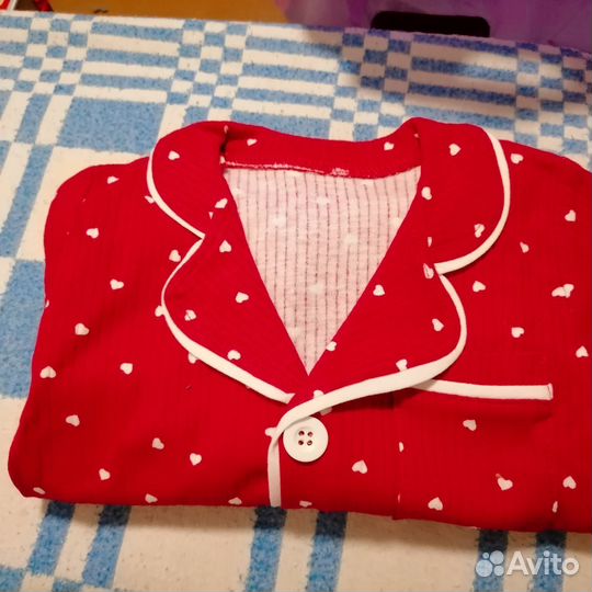 Вещи пакетом (пижамы и постельное белье)