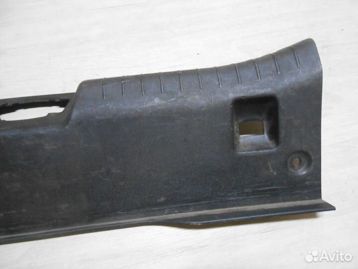 Обшивка задней панели замка багажника Ceed 1 хетч