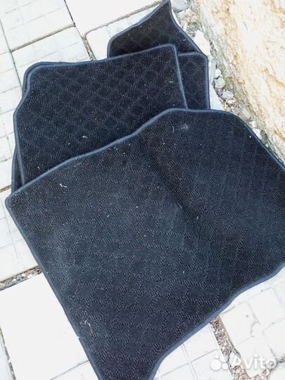 Автомобильные коврики ворсовые