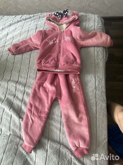 Теплый костюм для девочки