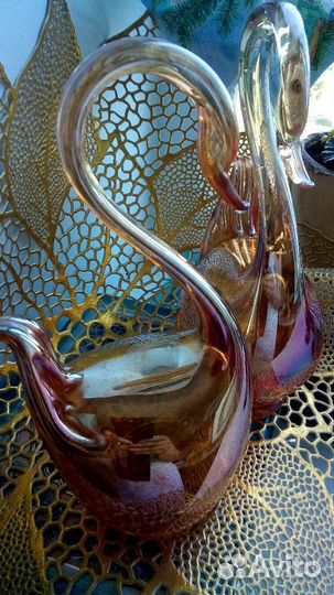 Лебеди.Чешское стекло