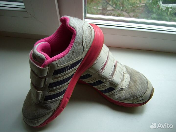 Кроссовки adidas оригинал