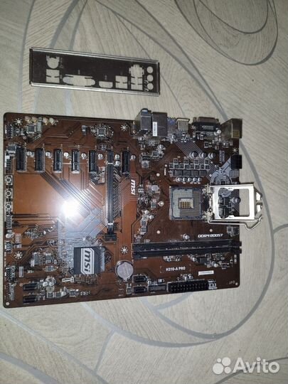 Материнская плата