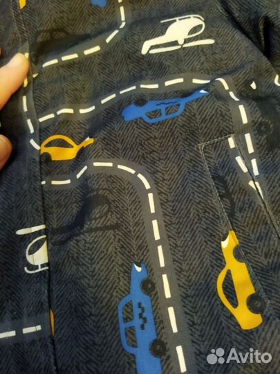 Демисезонный костюм на мальчика 98