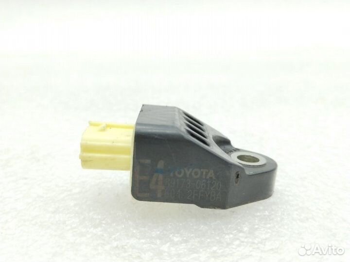 Датчик удара Toyota Camry XV50 2grfe 2013