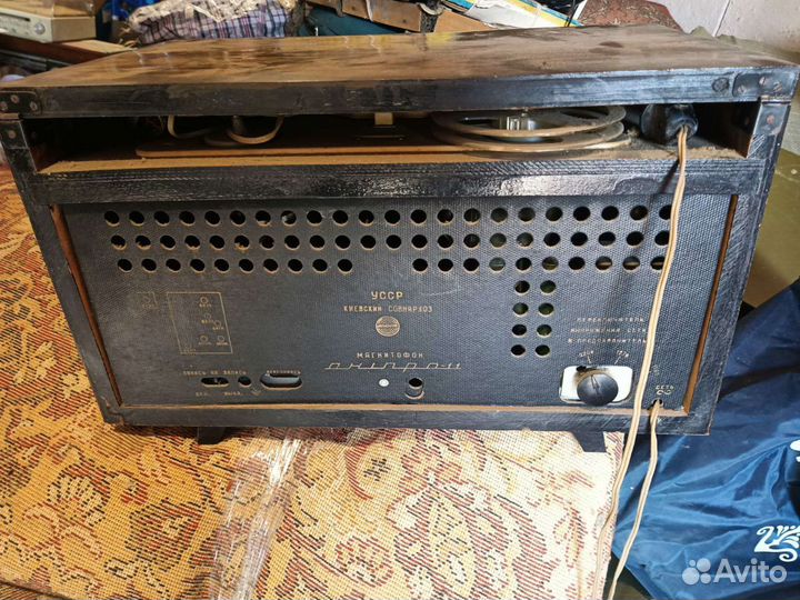 Радиола Латвия магнитофон Днепро