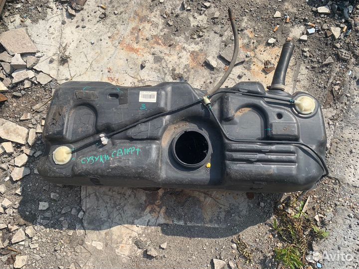 Топливный бак на suzuki swift
