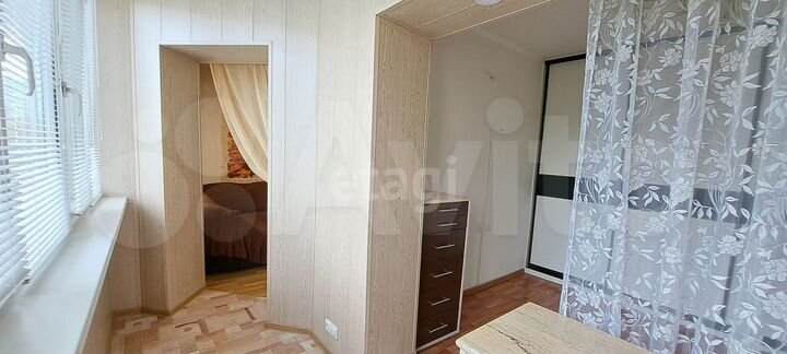 2-к. квартира, 56 м², 4/9 эт.