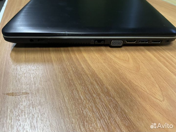 Ноутбук Asus X541S / Intel HD / 2ядра /SSD 120gb