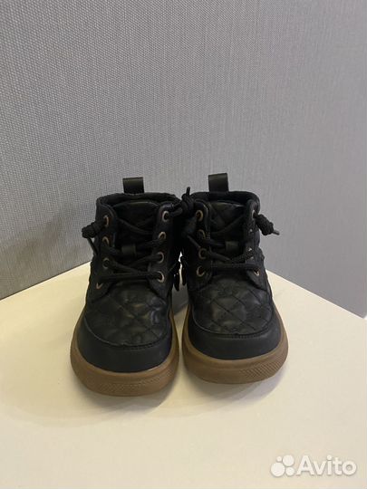 Ботинки демисезонные для девочки 24 размер