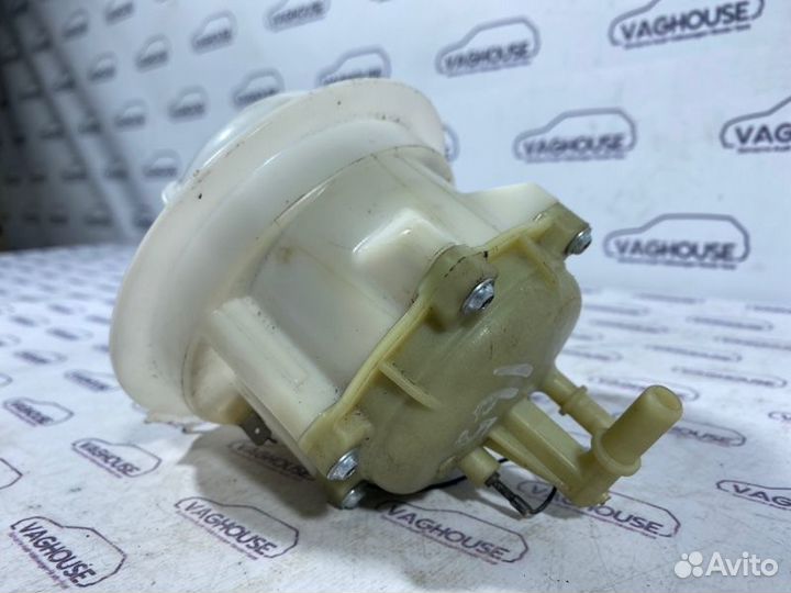 Корпус топливного фильтра Audi Q7 4.2 BAR 2006