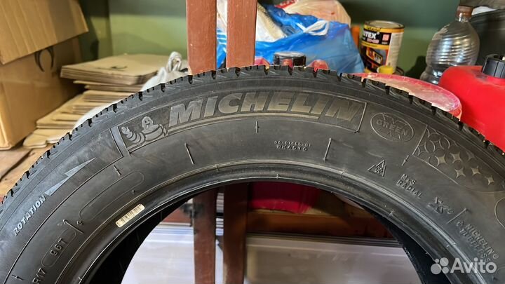 Michelin X-Ice 215/60 R17