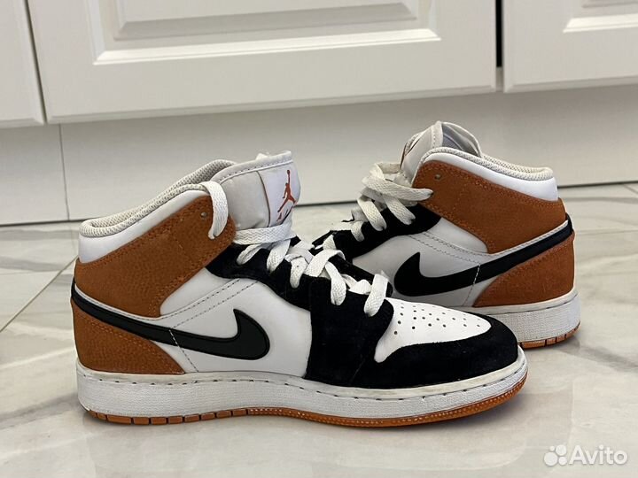 Кроссовки nike air jordan