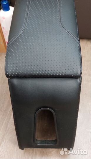 Подлокотник volkswagen polo