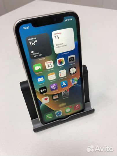 iPhone 11