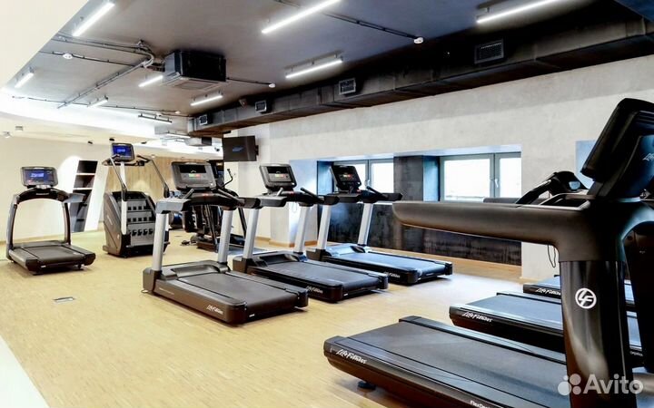 Абонемент в фитнес клуб премиум класса с бассейном