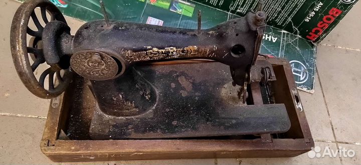 Швейная машинка