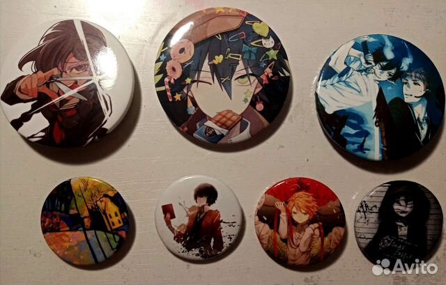Аниме значки и не только