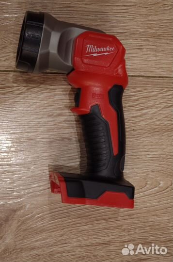 Фонари Milwaukee