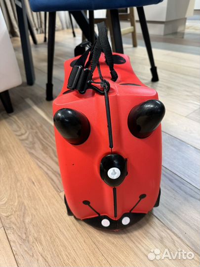 Детский чемодан trunki