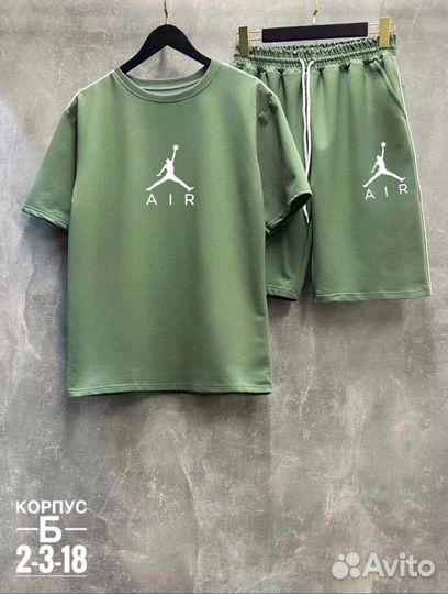 Костюм с шортами мужской