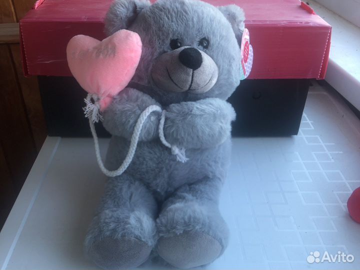 Мишка плюшевый