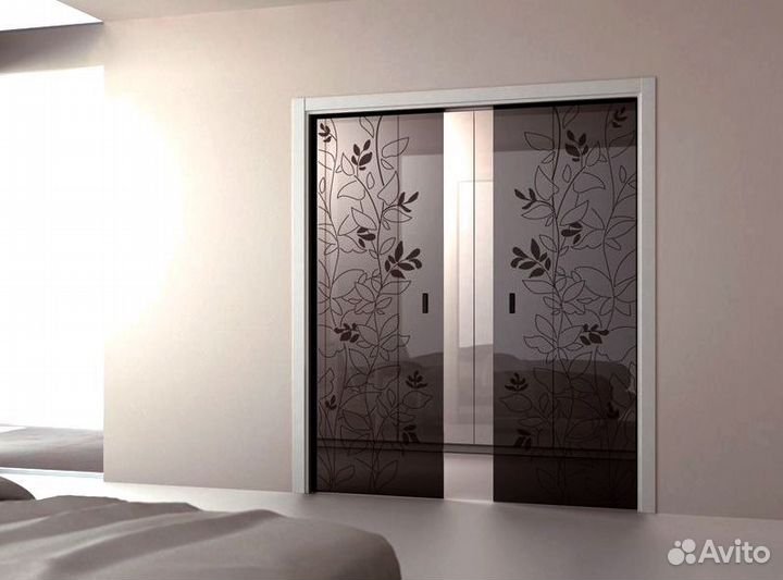 Дверь стеклянная раздвижная