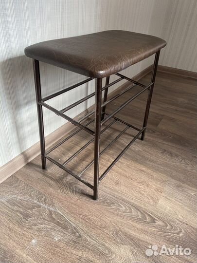 Банкетка в прихожую