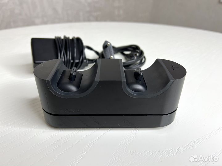 Зарядная станция Sony ps4 оригинал