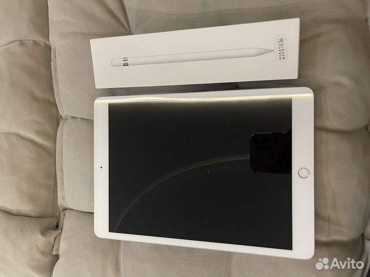 iPad 10.2 2021 со стилусом