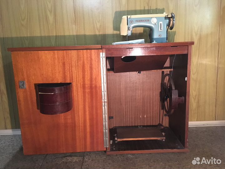 Швейная машина Чайка - 2