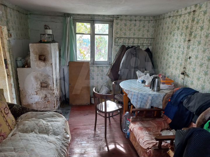 Дом 25 м² на участке 6 сот.