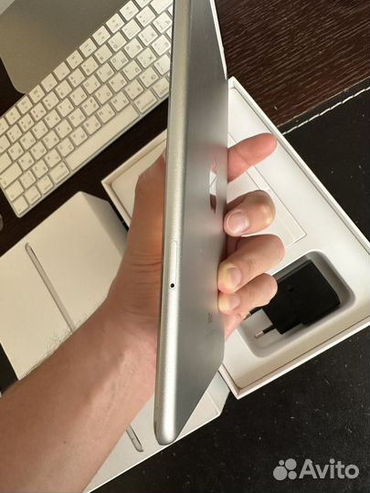 iPad mini 4 128gb cellular