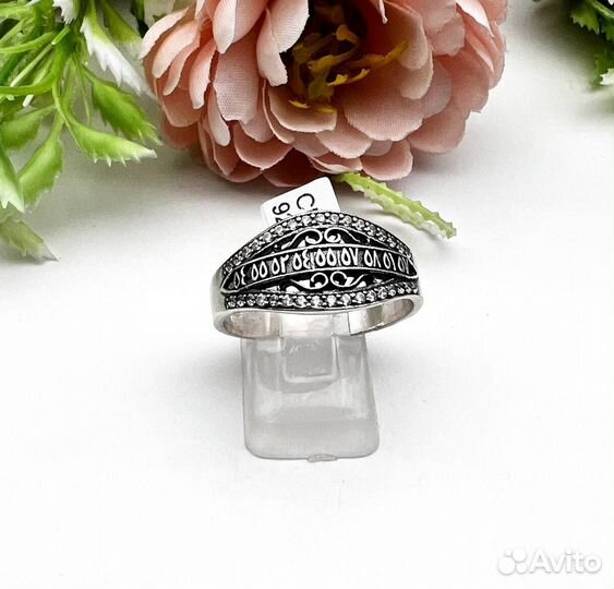 Кольцо. Серебро 925 пробы