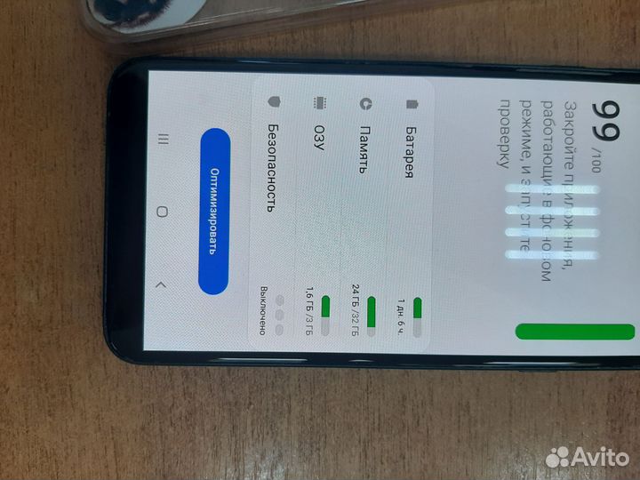 Samsung Galaxy J8 (2018), 3/32 ГБ