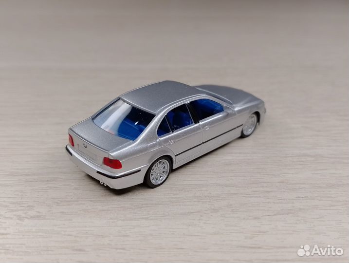 A31.4) BMW 5er E39 (1995-2004) серебро