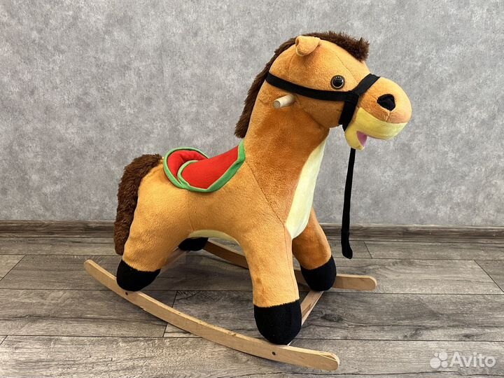 Качалка лошадь