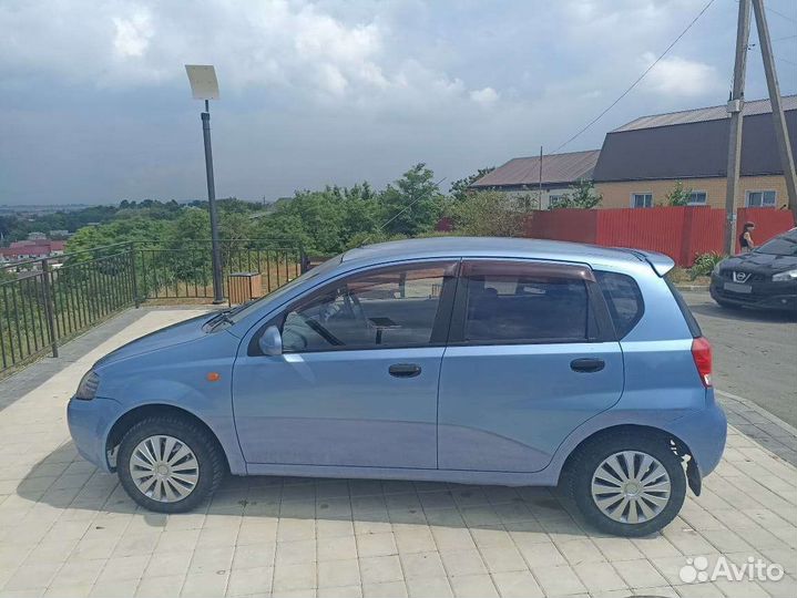 Chevrolet Aveo 1.4 AT, 2004, 210 364 км