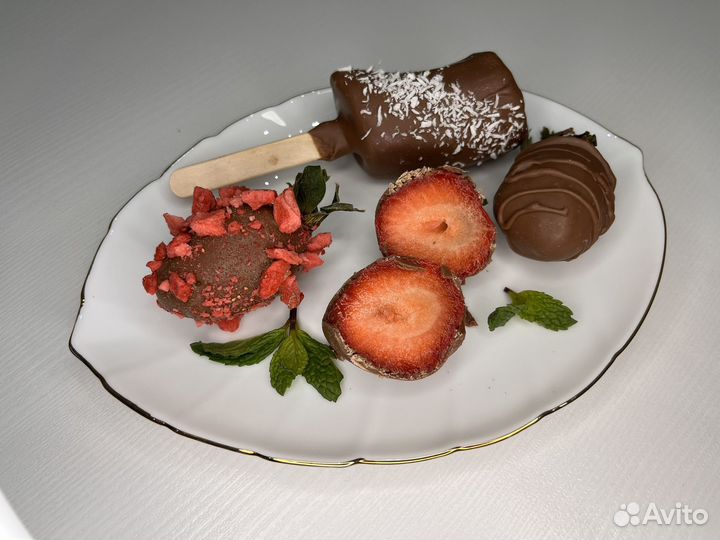 Клубника в бельгийском шоколаде