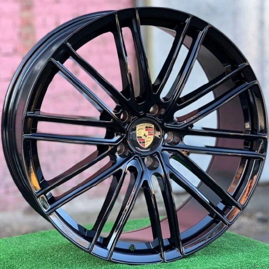 Литые диски Porsche 10×R22 5×130