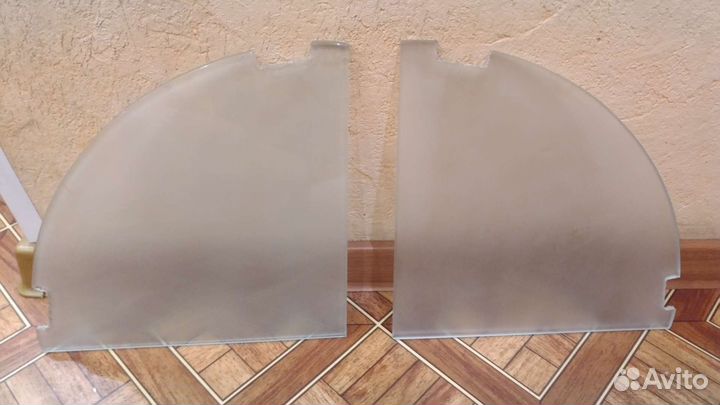 Стеклянные полочки