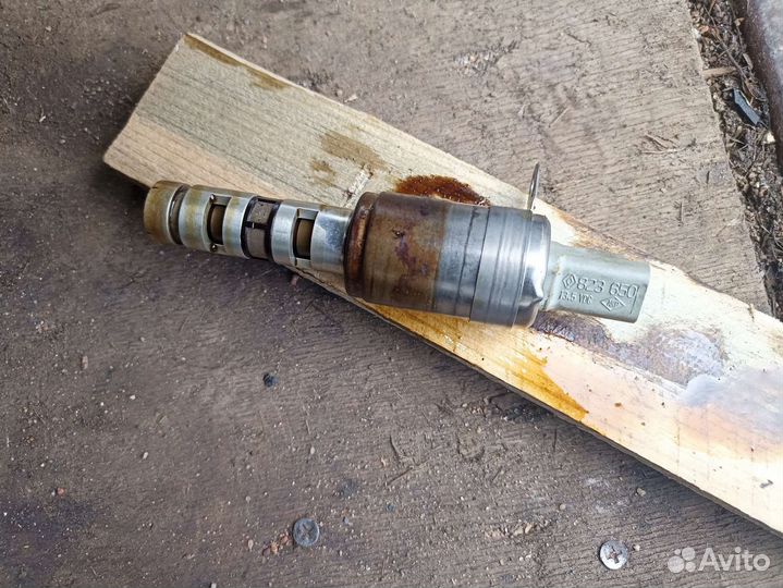 Рено Меган 2,3 к4м клапан фаза регулятора